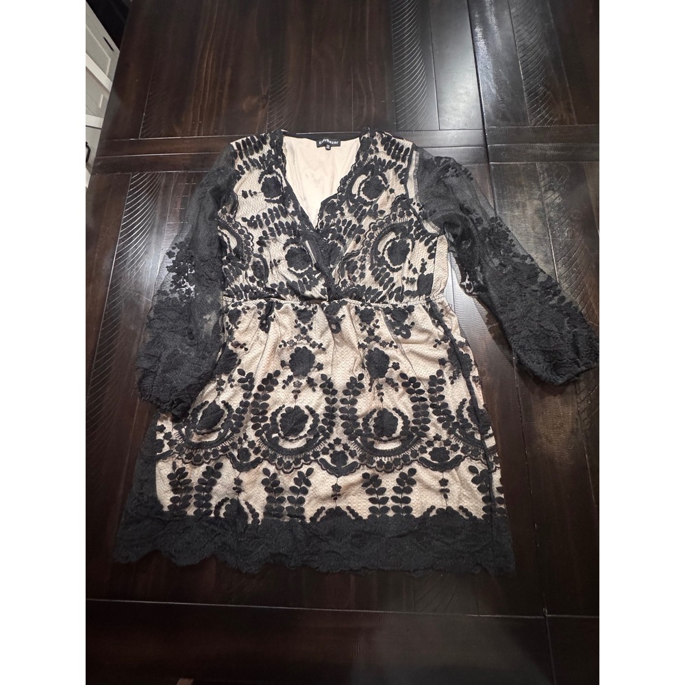 EillyBazar Women 3XL Black Lace Overlay V-Neck Long Sleeve Cocktail Dress Tan